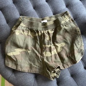 TNA CAMO SHORTS